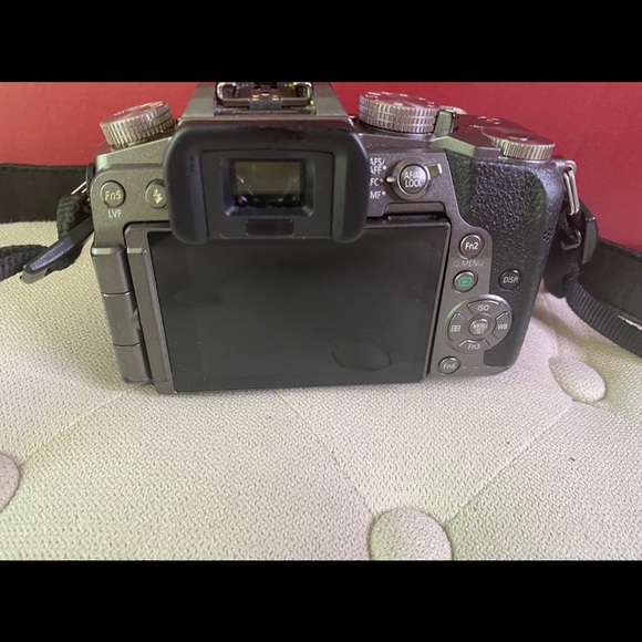 Panasonic Lumix DMC-G7 16.0MP As Is - Picture 3 of 5